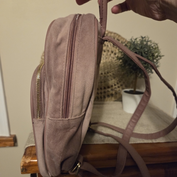 Elegant Mauve Backpack Soft Suade - Picture 4 of 8